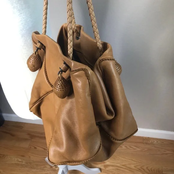 Bottega Veneta vintage authentic leather bag - Picture 4 of 16